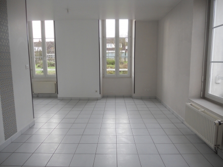 Location Appartement 4 pièces Fagnières (51510) - QUARTIER CALME proche commerces
